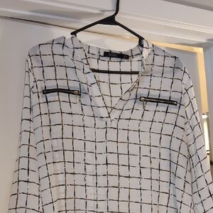 Chic White and Black Grid Blouse